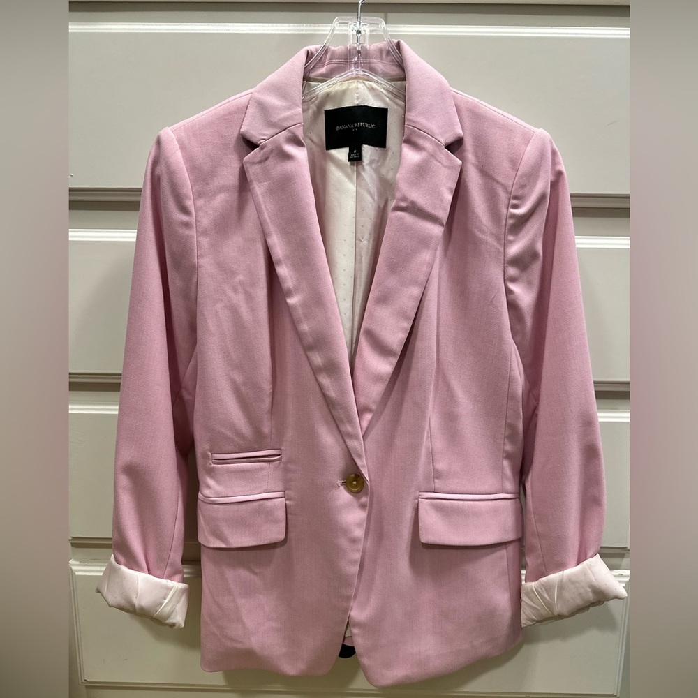 Banana Republic Women’s Pink Suit Jacket